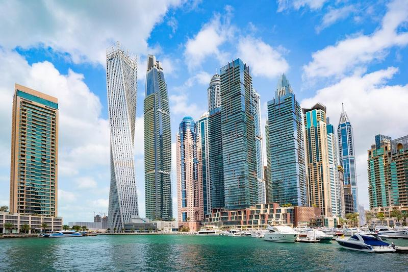 Lot do Dubaju