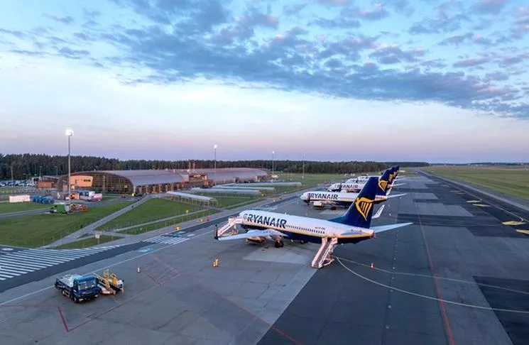 Ryanair e-papieros przewóz